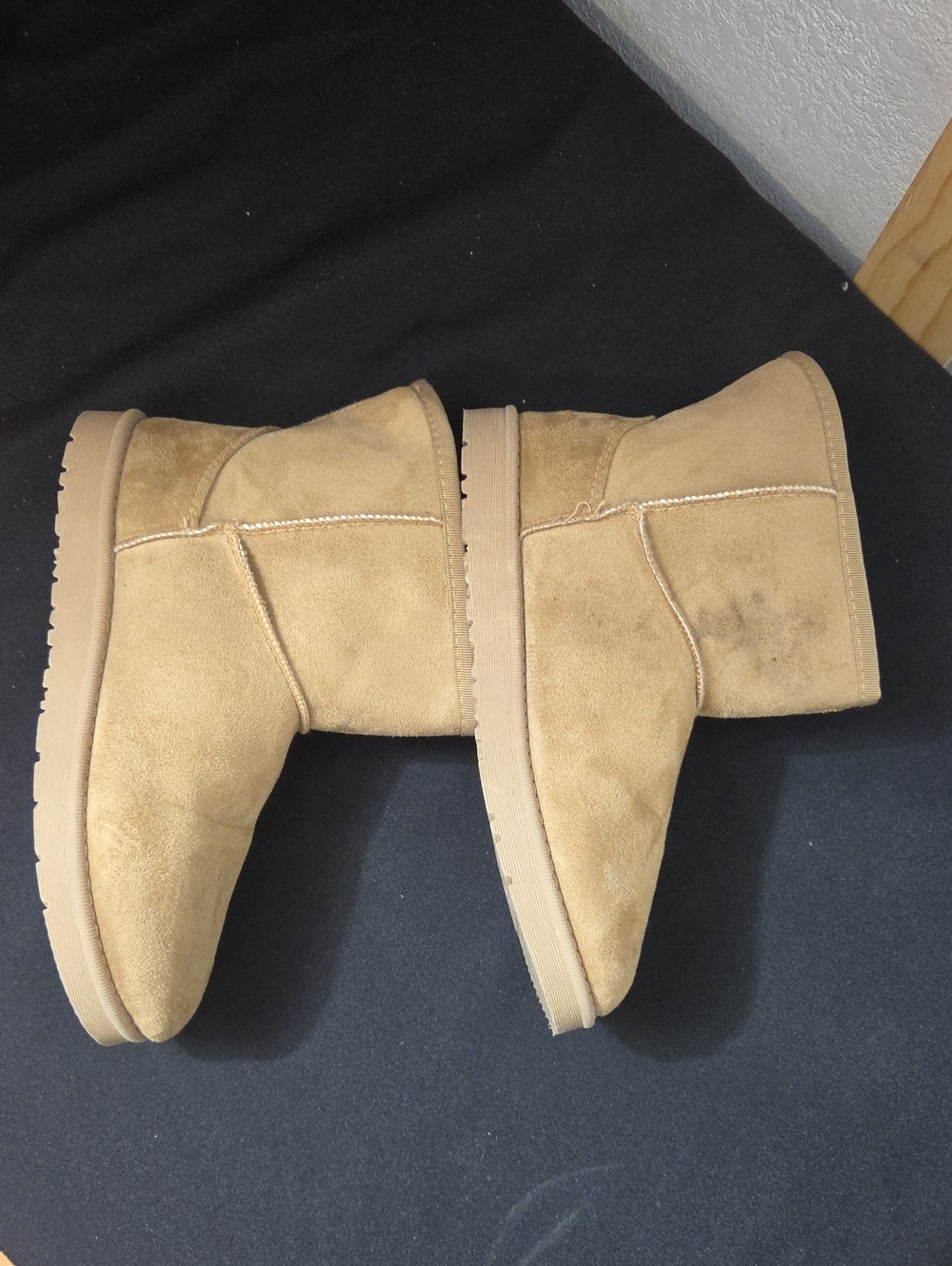 Classic Women’s Cozy Short Suede Boot - Tan - Picture 2 of 4